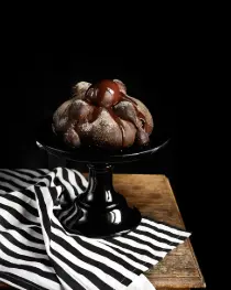 PAN DE MUERTO CHOCOLATE